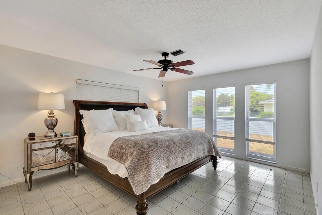 Photo of 430 Mars Way