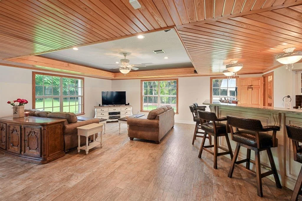 Photo of 10959 Pinewood Trail