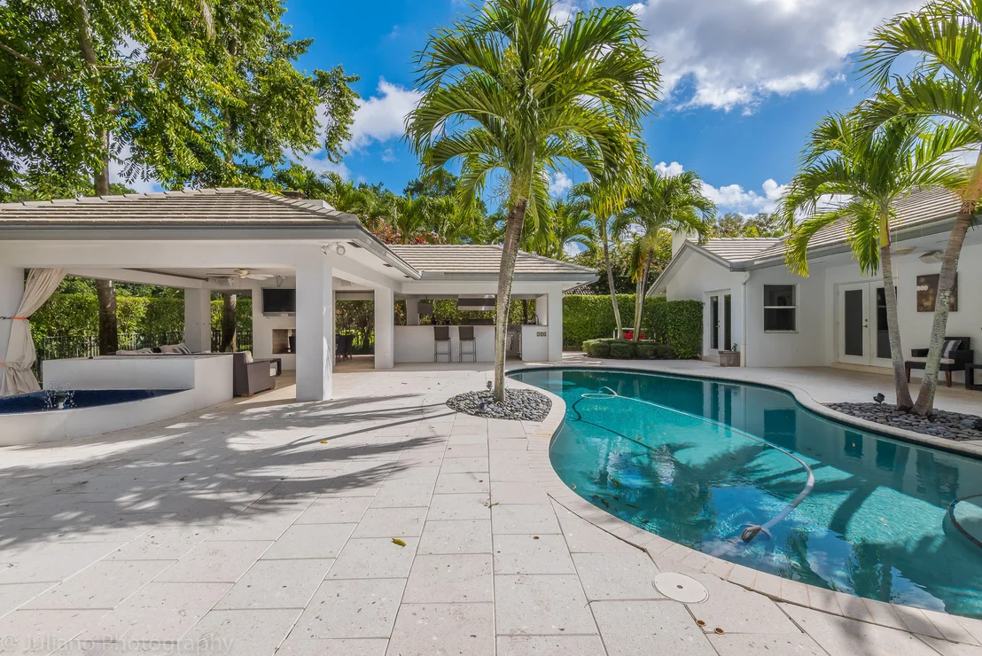 Photo of 6813 Giralda Circle