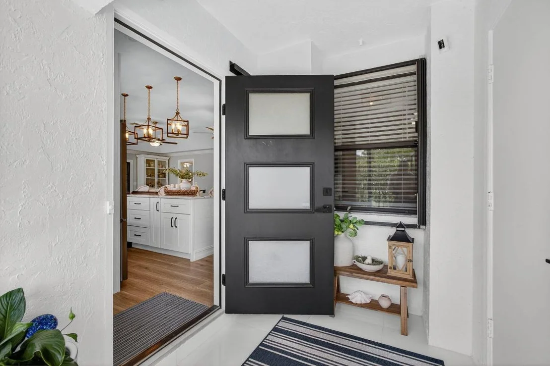 Photo of Unit B at 101 Half Moon Circle