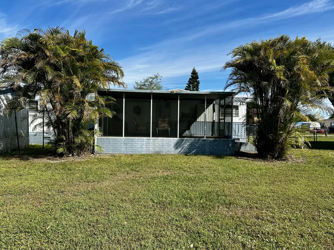 Photo of 2924 SE 25th Street