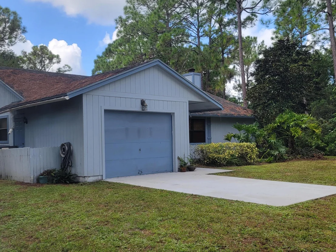Photo of 16182 88th Road N