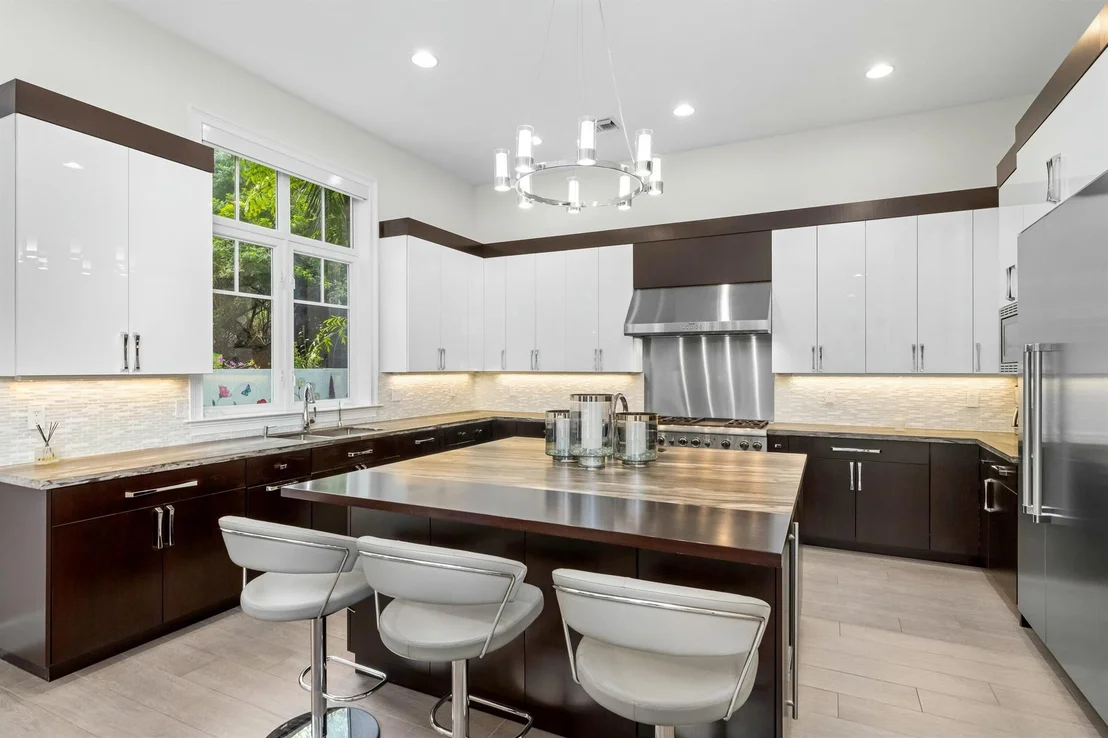 Photo of 970 Lago Mar Lane