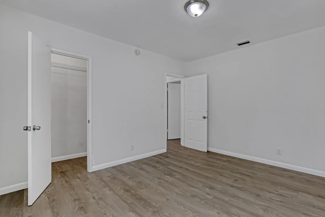 Photo of 247 Silver Beach Road