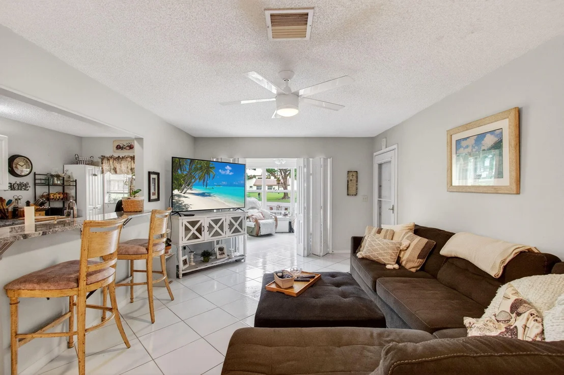 Photo of Unit B at 5050 Nesting Way