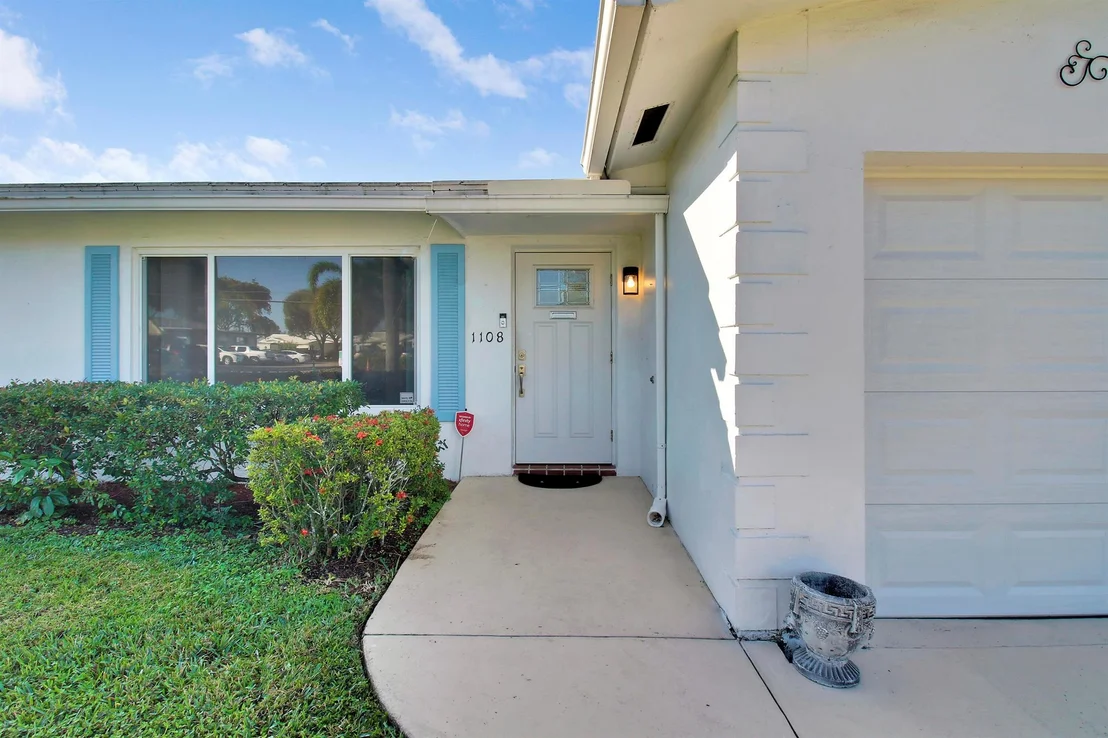 Photo of 1108 Ocean Drive