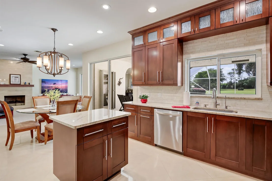 Photo of 391 Glenbrook Drive