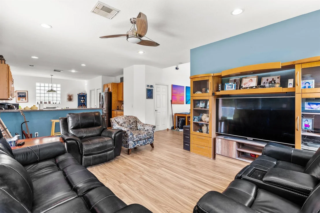Photo of 9274 Silver Glen Way
