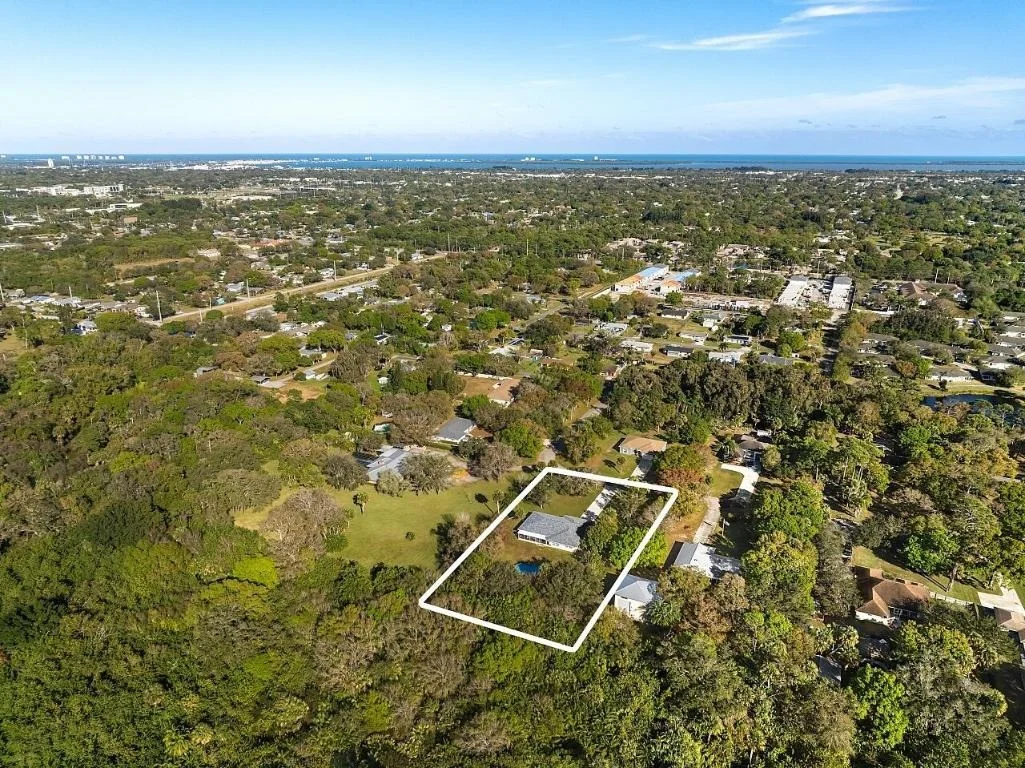 Photo of 2801 Grove Drive