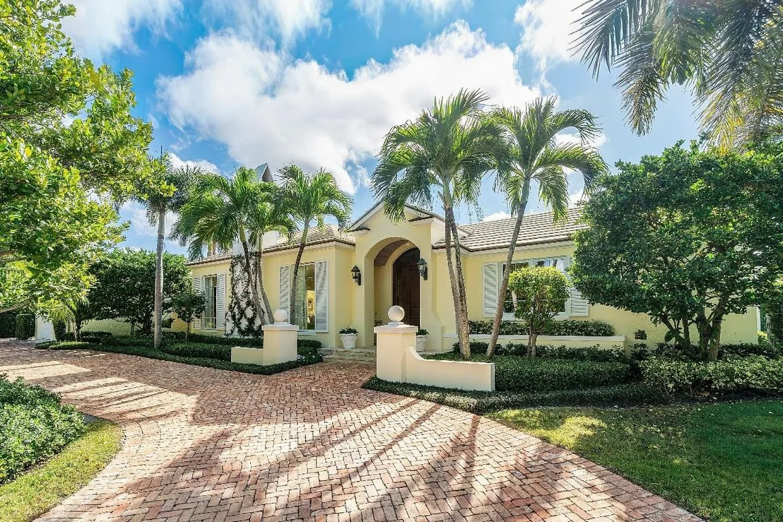 Photo of 450 Banyan Road