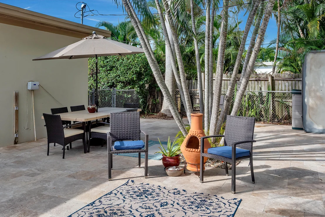 Photo of 327 Ellamar Road