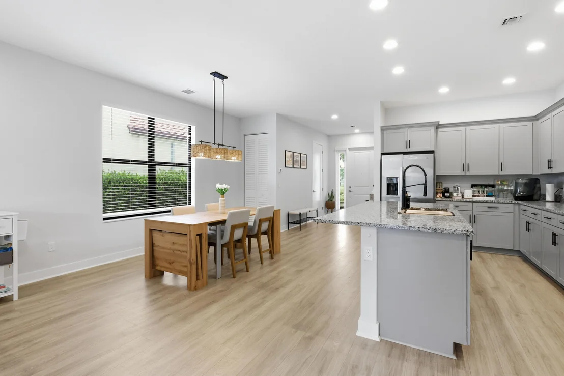 Photo of 16210 Sandy Shore Drive