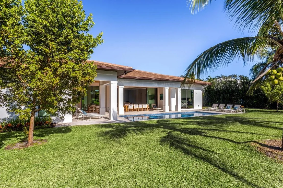 Photo of 2719 Embassy Drive
