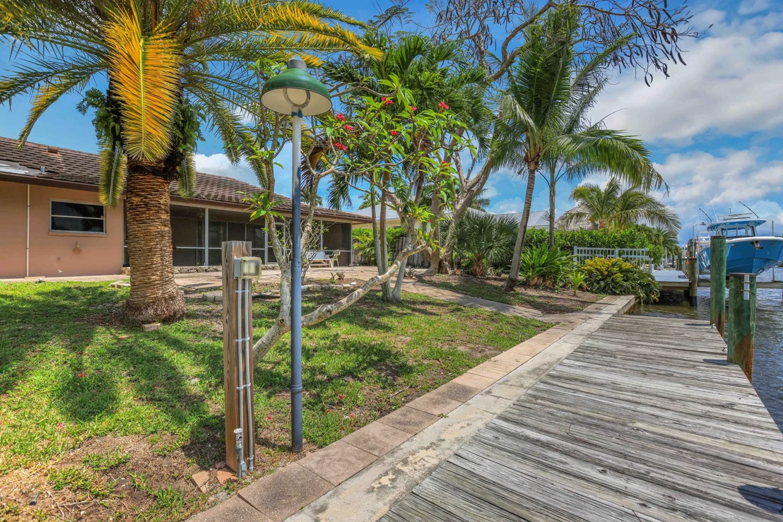 Photo of 20 Tradewinds Circle