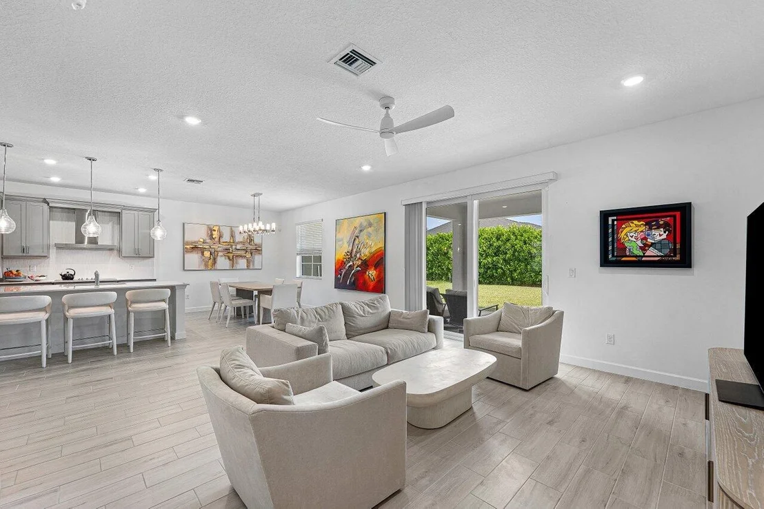 Photo of 9298 Pearch Lane