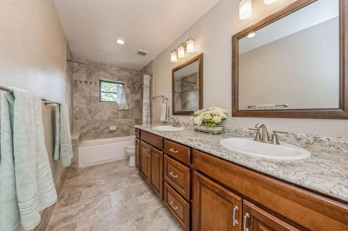 Photo of 970 Citrus Place