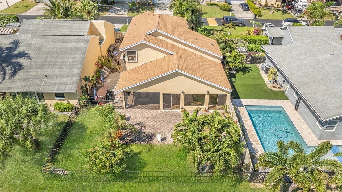 Photo of 1075 NW 19th Terrace