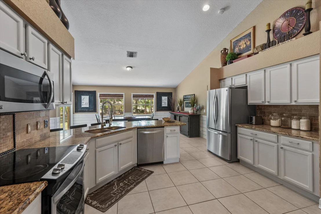 Photo of 14606 85th Road N