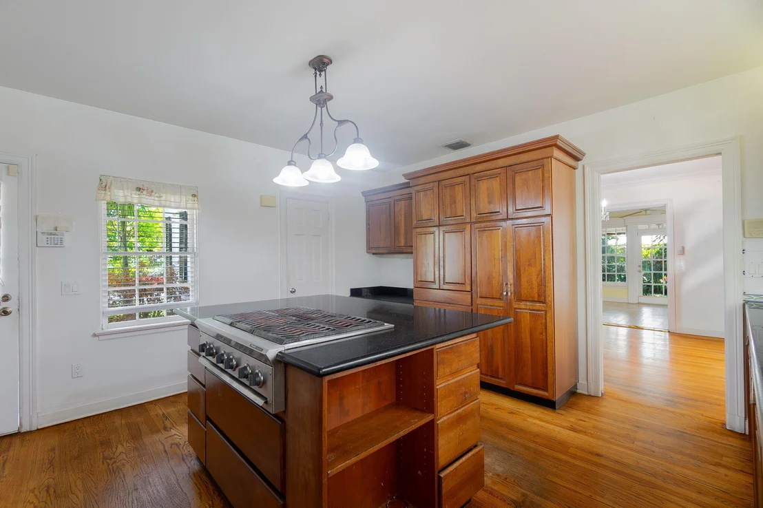 Photo of 210 BELMONTE Road