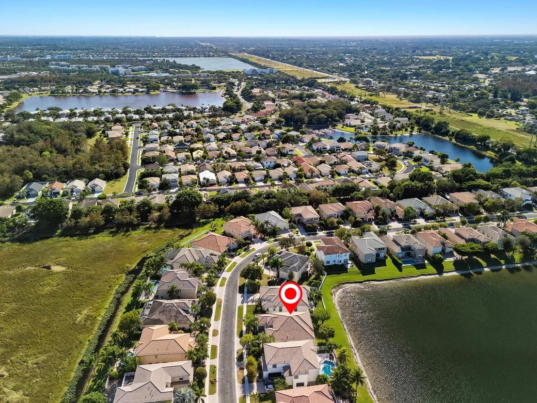 Photo of 1370 Beacon Circle
