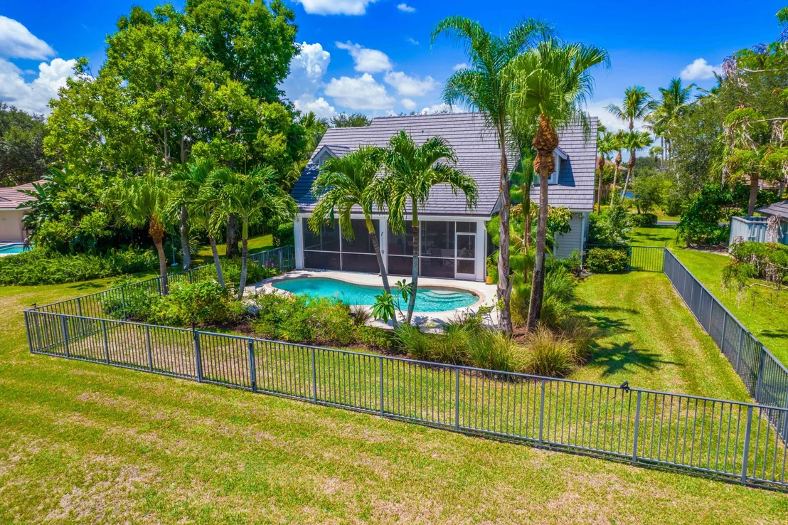 Photo of 18360 SE Lakeside Drive