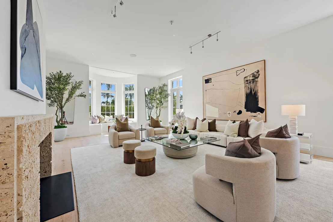 Photo of 301 Plantation Road