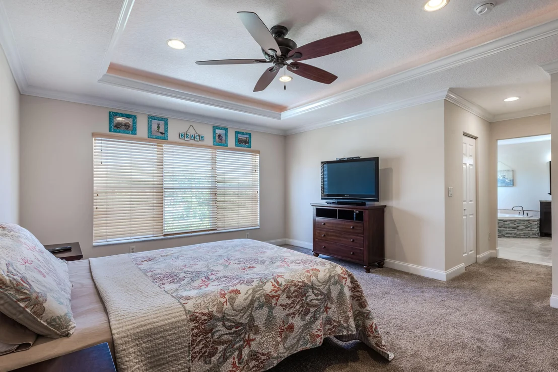 Photo of 6869 Hendry Drive