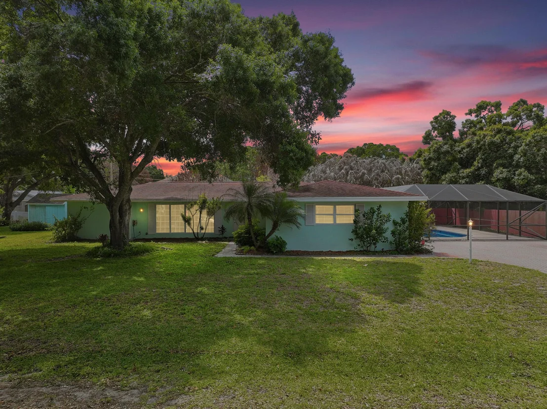 Photo of 2115 15th Place