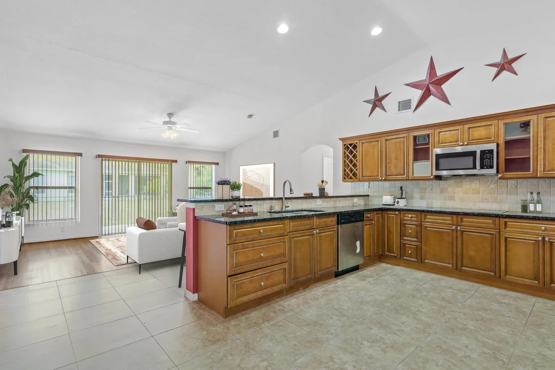 Photo of 9165 85th Place