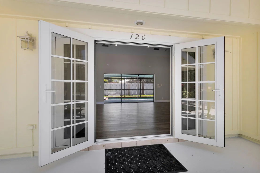 Photo of 120 Bayberry Circle