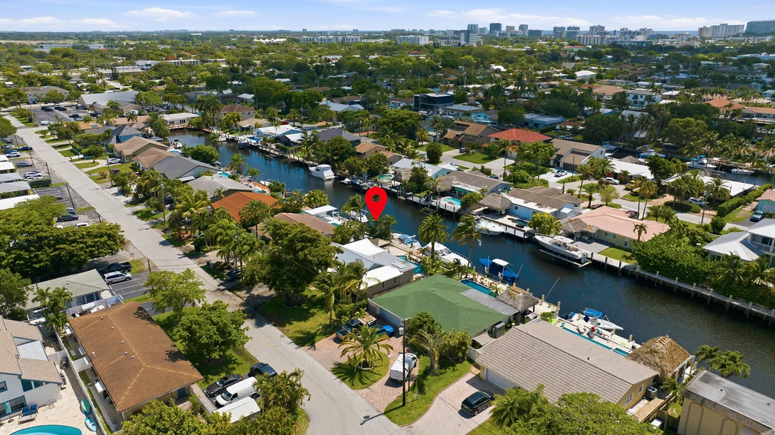 Photo of 390 SE 12th Avenue