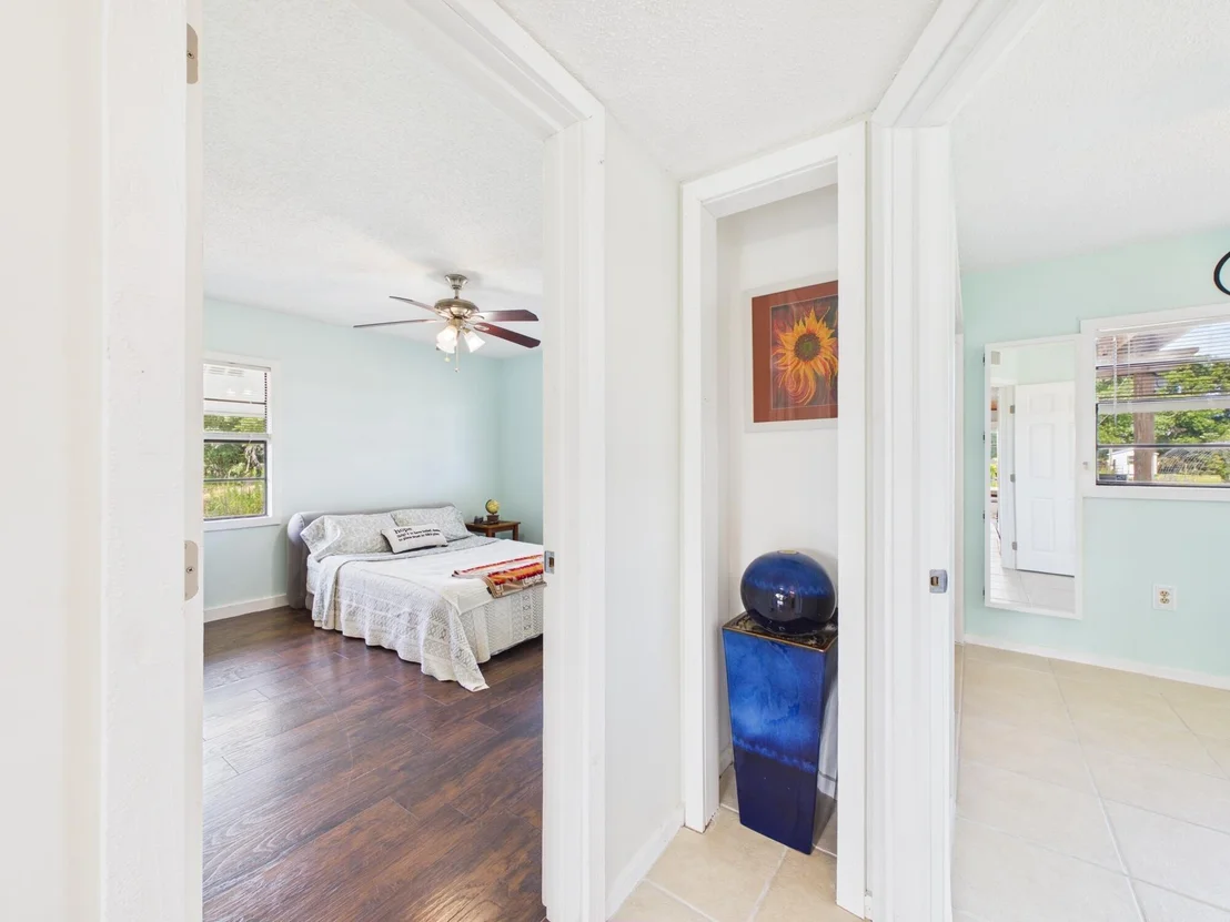 Photo of 136 SW 85th Avenue