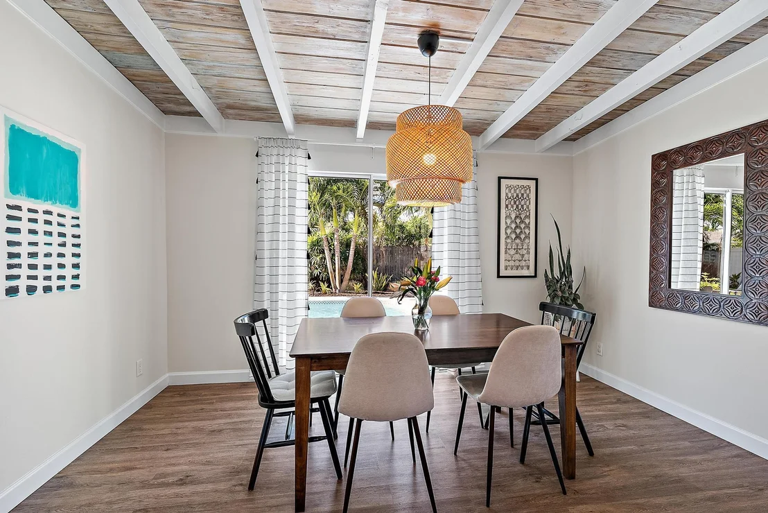 Photo of 925 Lighthouse Drive