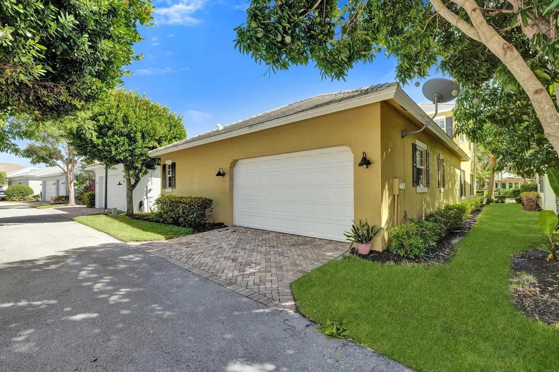 Photo of 111 LEATHER LEAF Drive