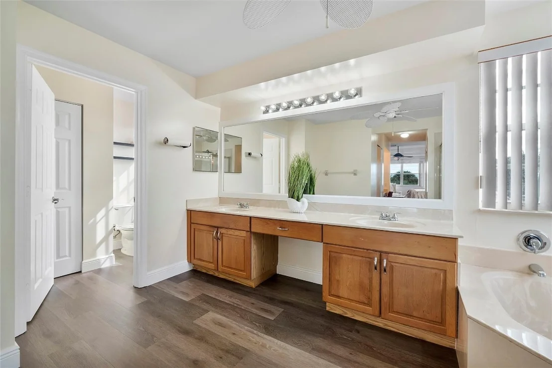 Photo of 3527 Chesapeake Circle