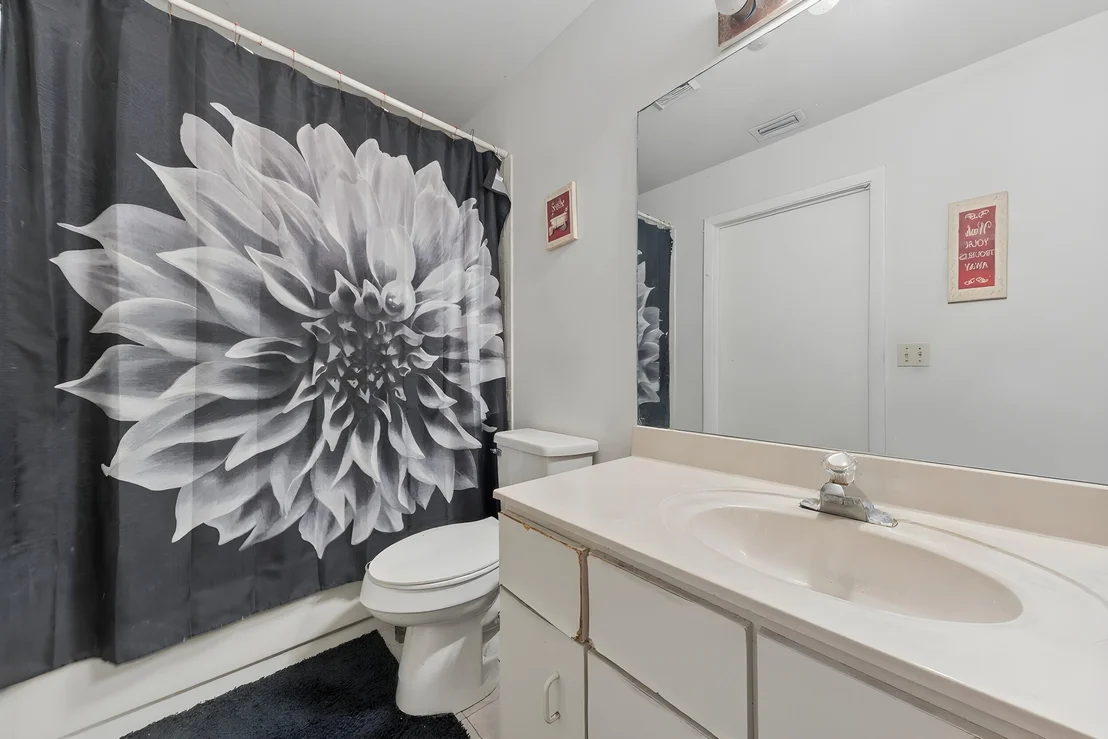 Photo of 22564 Middletown Drive
