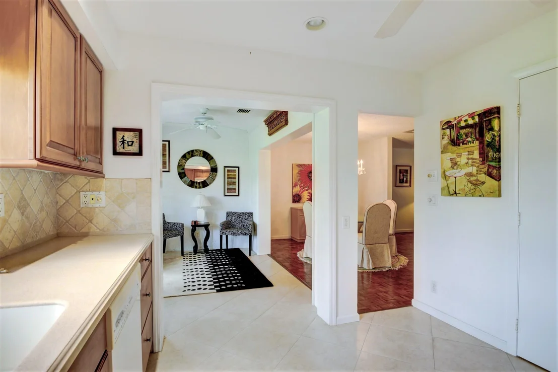 Photo of Unit B at 4350 Pear Tree Circle