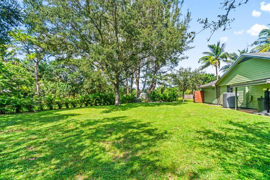 Photo of 4181 Coconut Boulevard