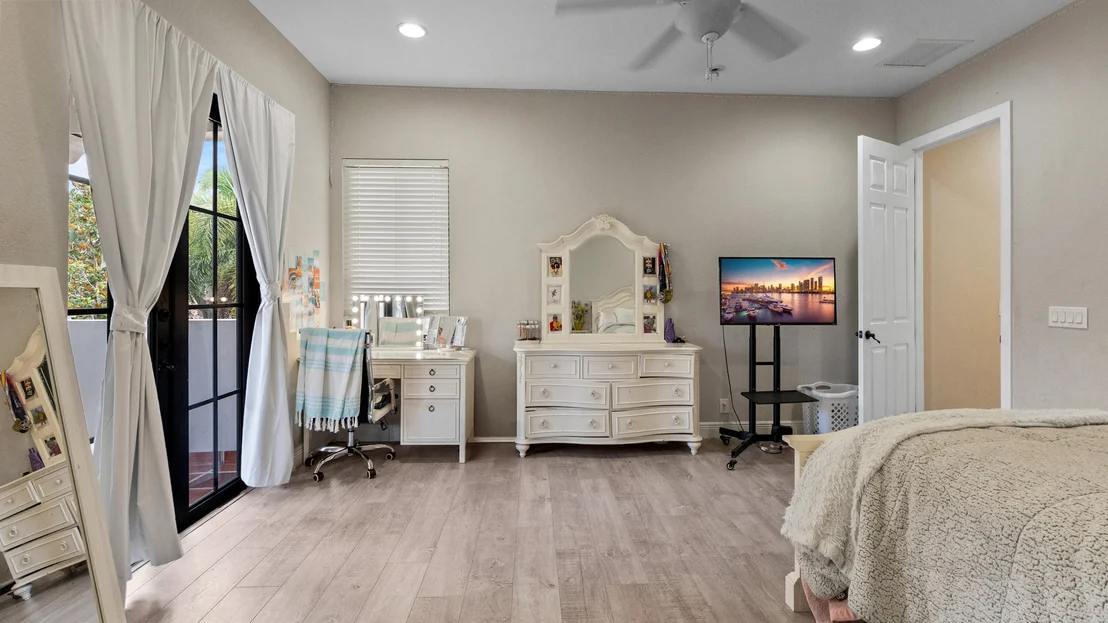 Photo of 9521 Eden Manor