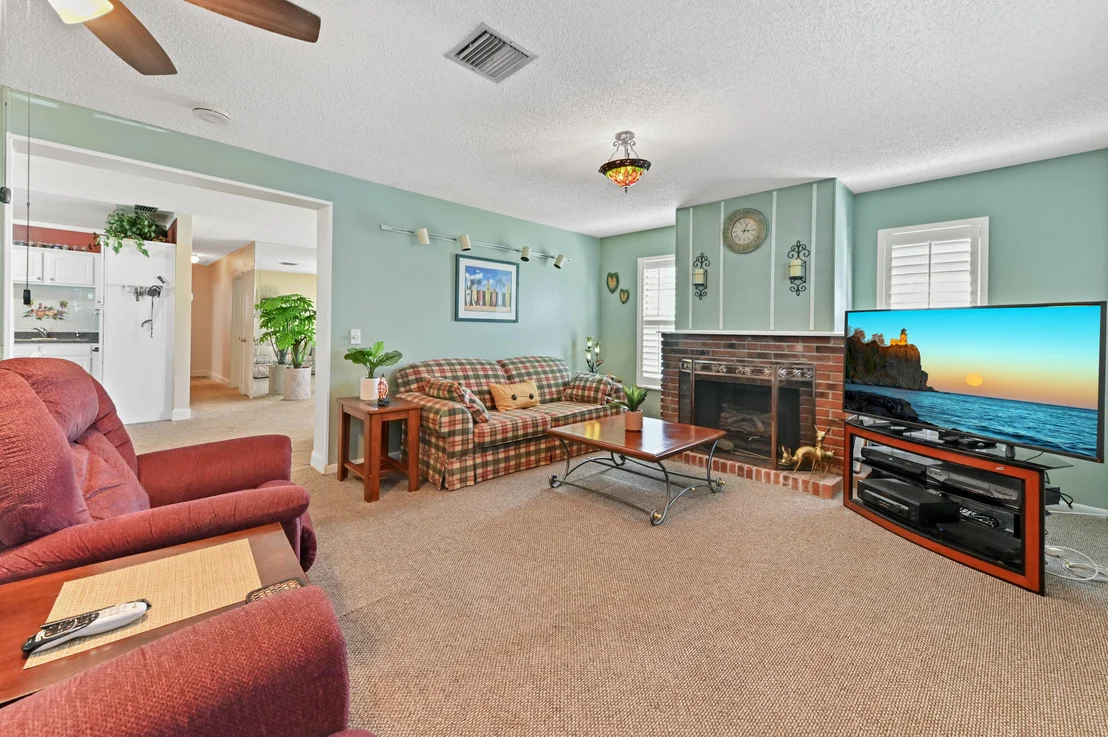 Photo of 144 Cayman Drive
