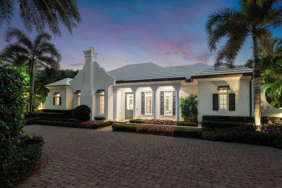 Photo of 3424 N Ocean Boulevard