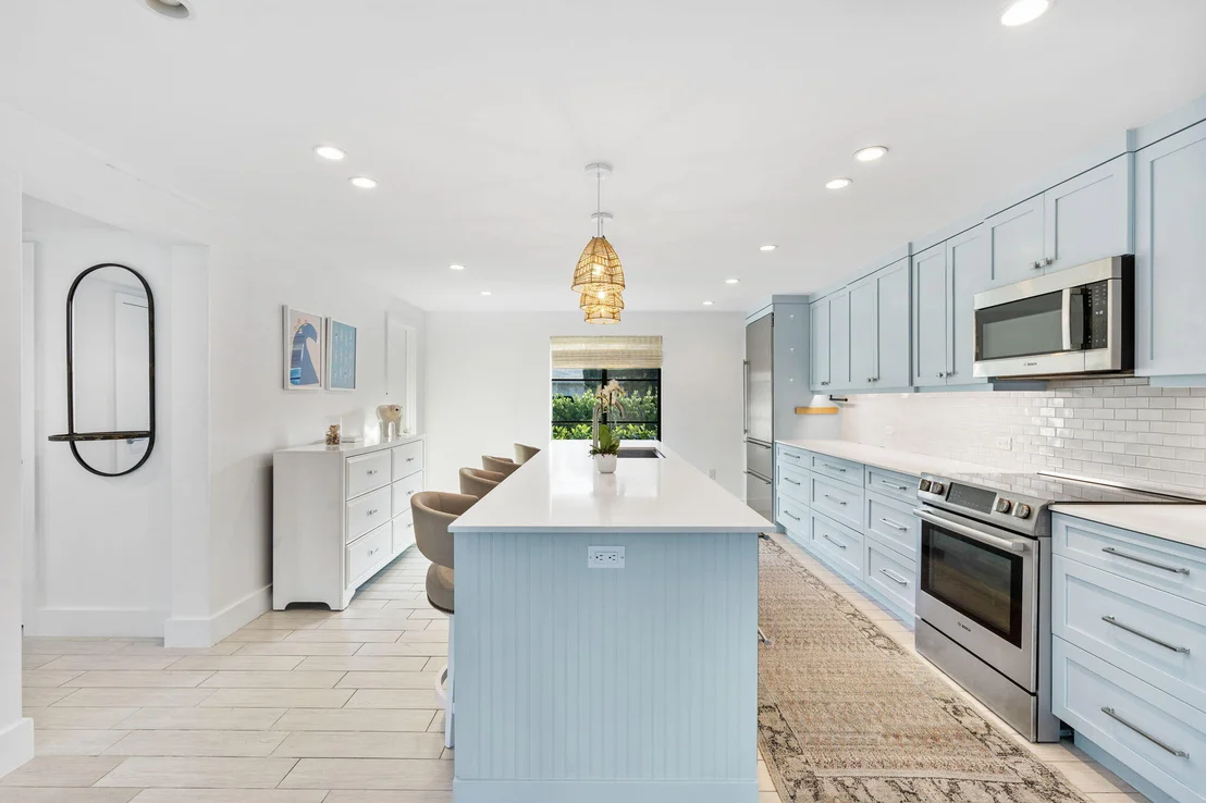 Photo of 226 Cove Place