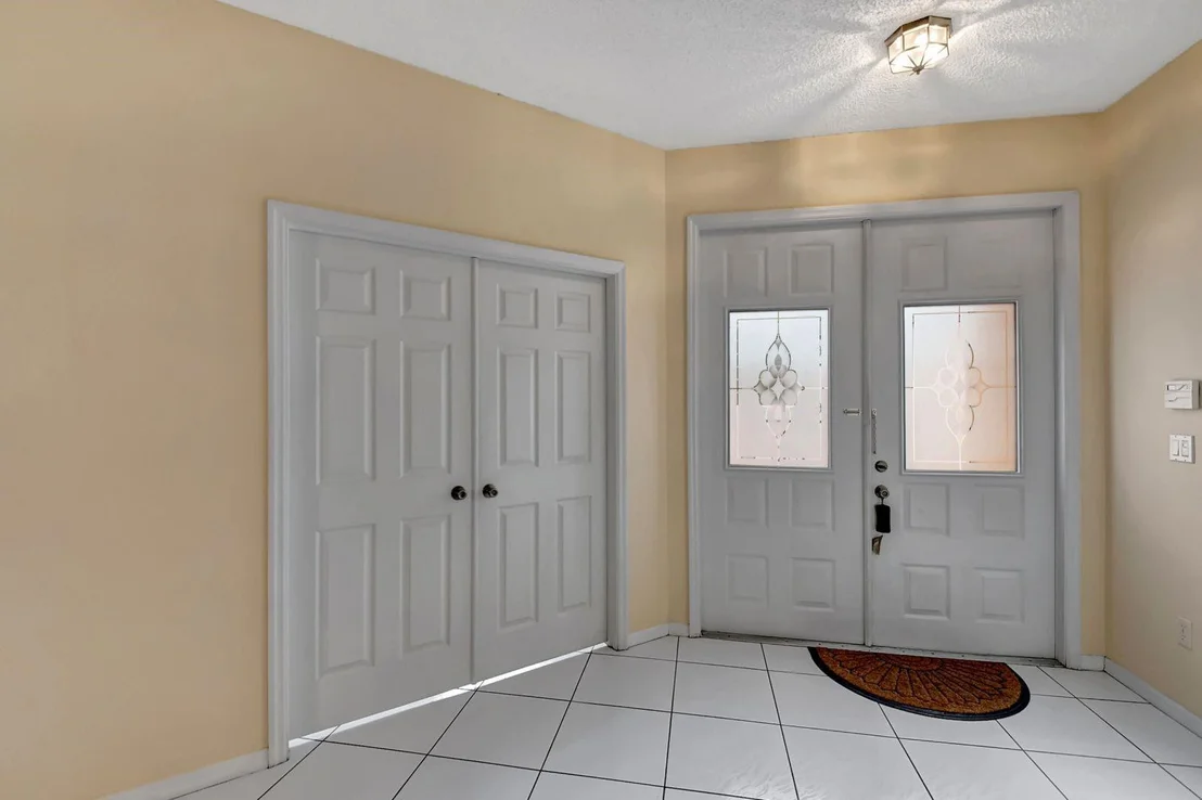 Photo of 10864 Madison Drive