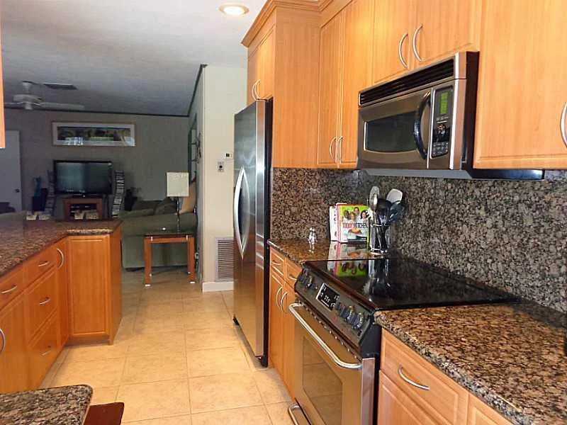 Photo of 3751 NE 24th Avenue