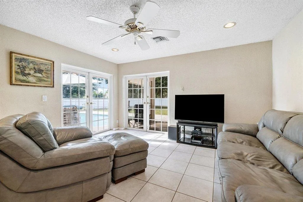 Photo of 18340 181st Circle S