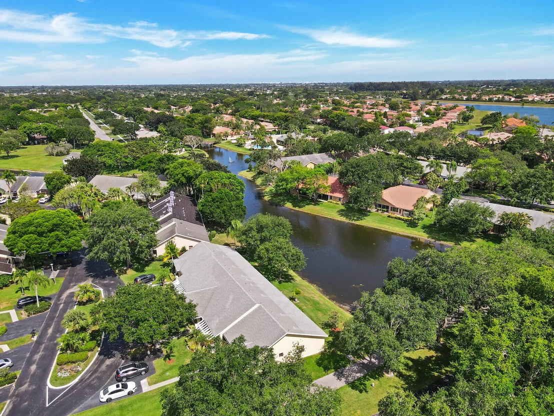 Photo of 10930 Lake Front Place