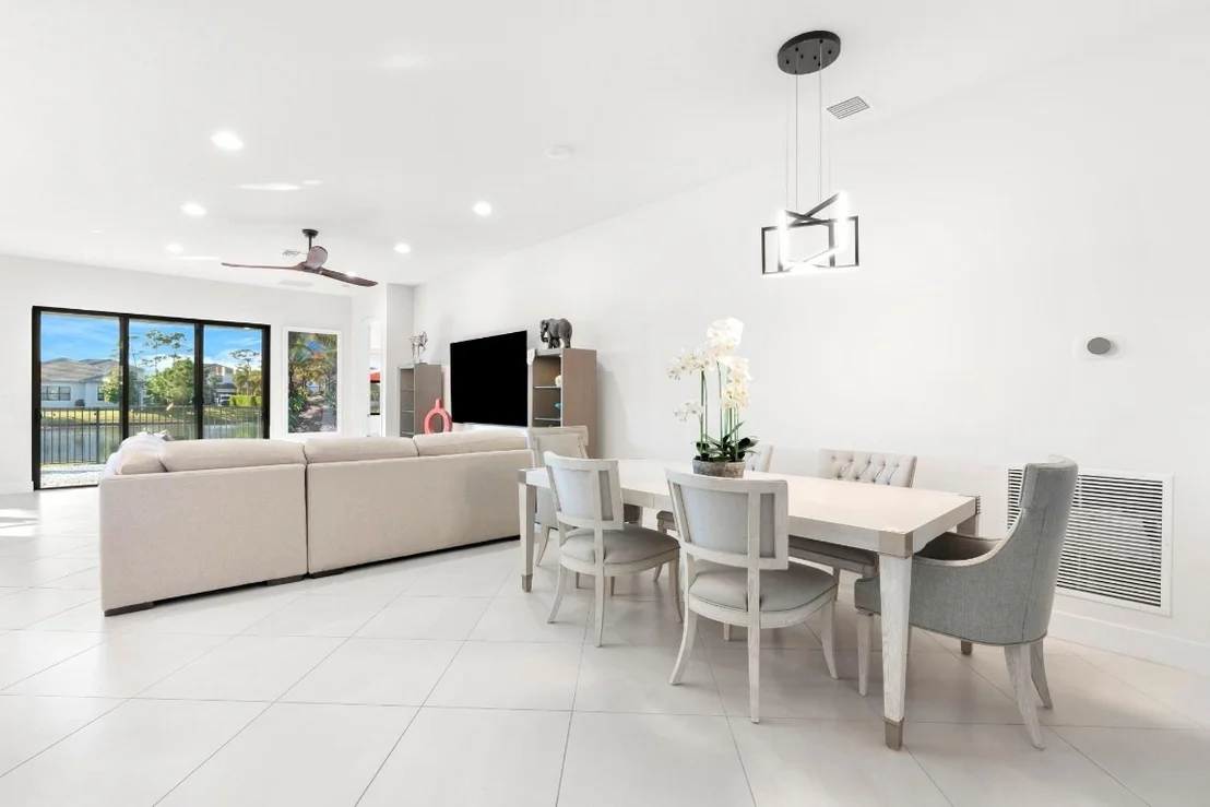 Photo of 7315 Estero