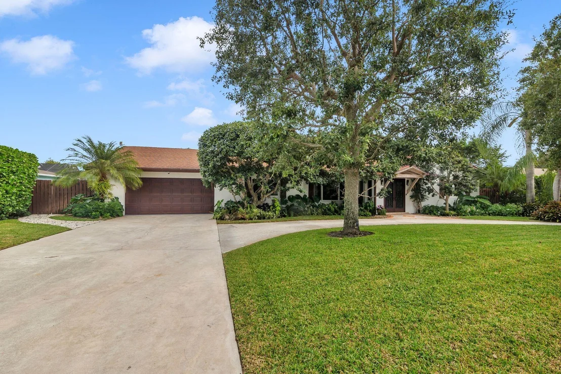 Photo of 930 Patrick Drive