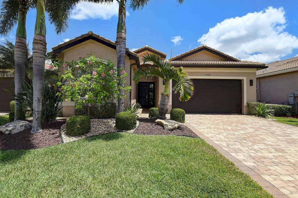 Photo of 12324 Cascade Valley Lane
