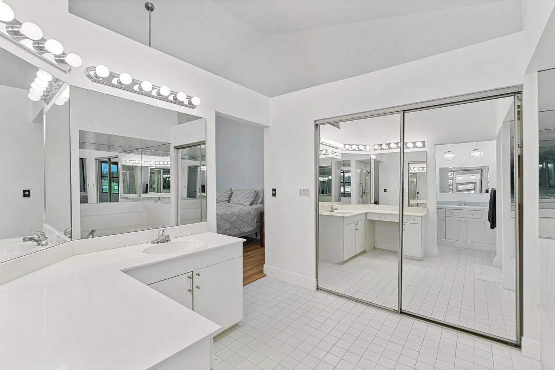 Photo of 8213 CASSIA Drive